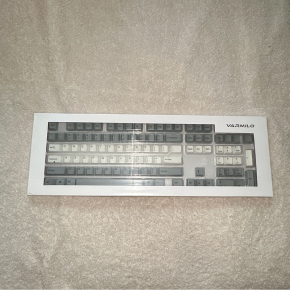 Varmilo 108-Key Dye Sub PBT Keycap Set - White and Grey - Picture 3 of 8
